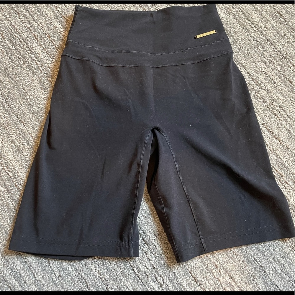 Whitney Simmons x gymshark V3 shorts